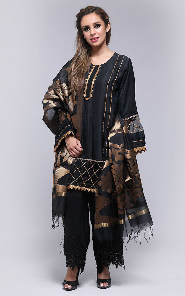 Picture of Majestic black