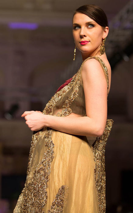 Picture of Gold jacket