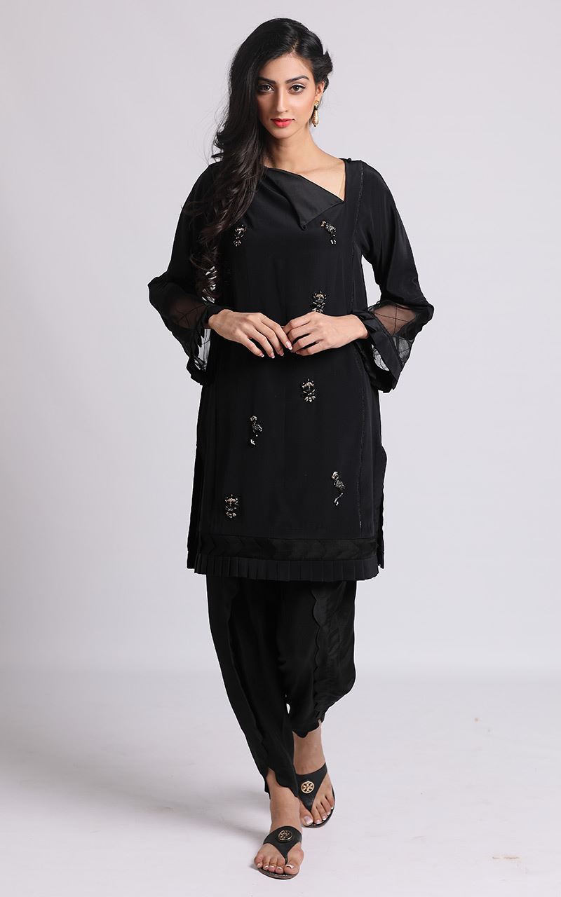 Picture of Black down