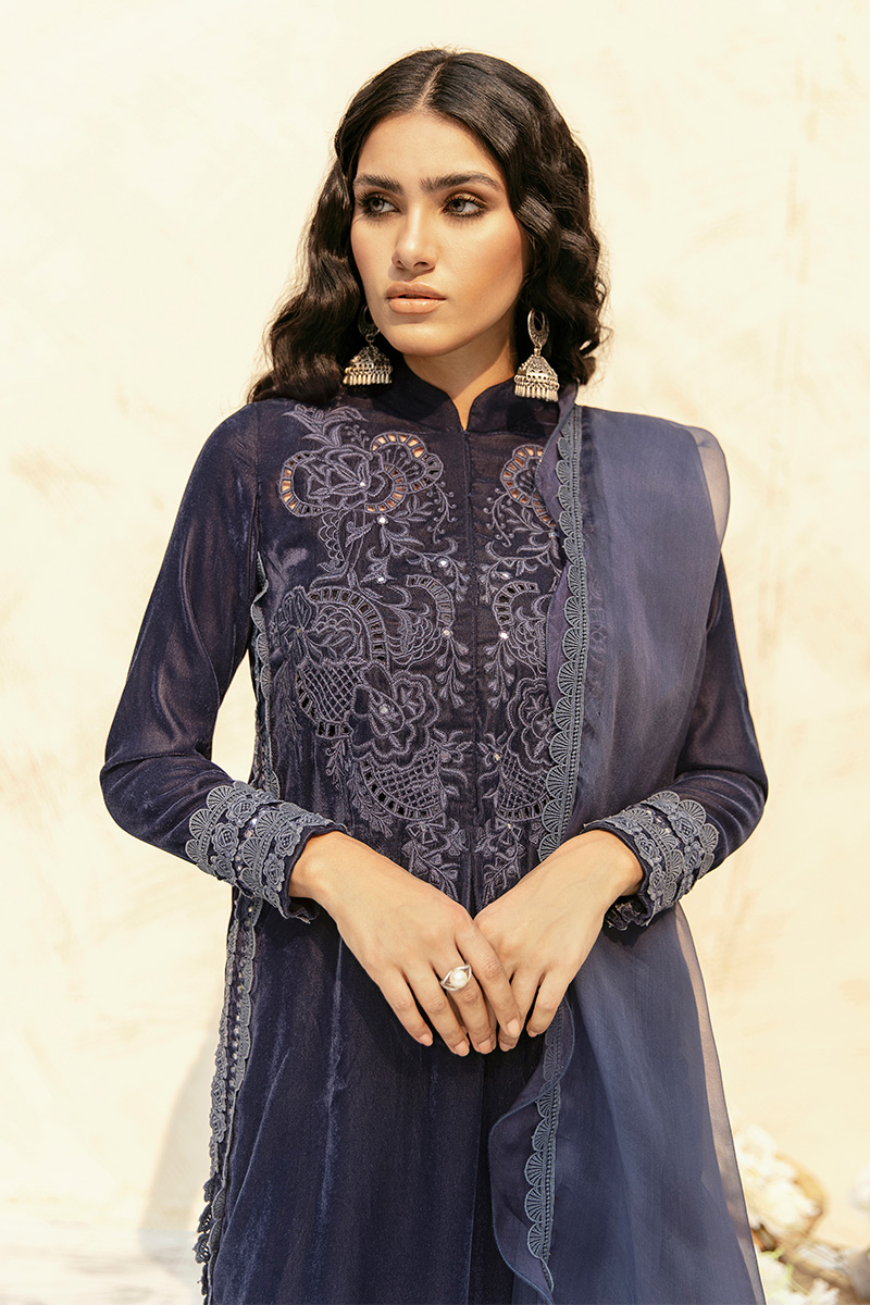 Picture of Midnight  Rose