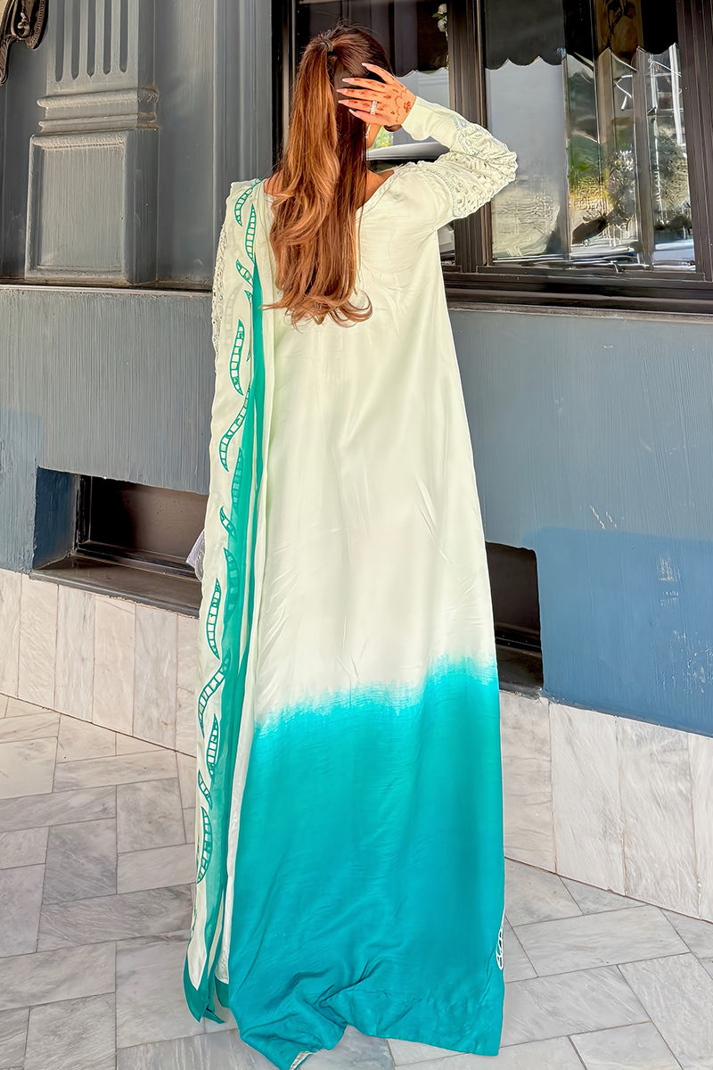 Picture of Zainab Abbas in Caelina