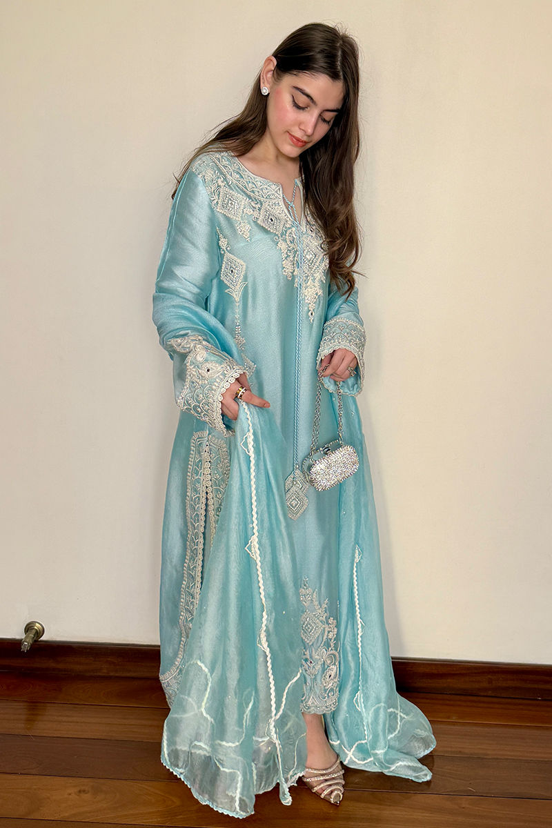 Picture of Ramisha in Zeyna